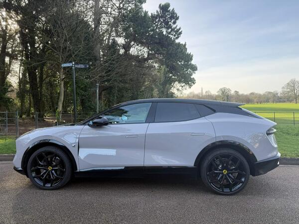 Lotus Eletre 600 112kWh Sport SE Auto 4WD 5dr (Dual Motor)
