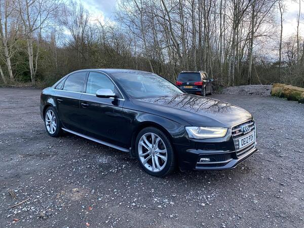 Audi S4 3.0 TFSI V6 S Tronic quattro Euro 5 (s/s) 4dr