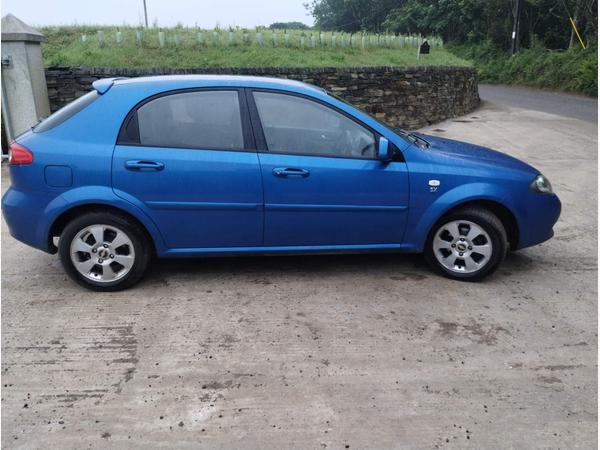 Chevrolet Lacetti 1.6 SX 5dr