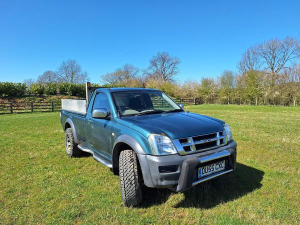 Isuzu Rodeo 3.0 TD Pickup 2dr Diesel Manual 4WD (243 g/km, 129 bhp)