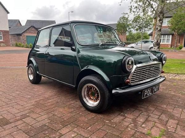 Austin Mini 1.0 HLE 2dr