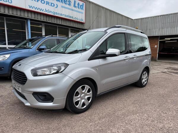 Ford Tourneo Courier 1.0 EcoBoost Zetec Euro 6 5dr