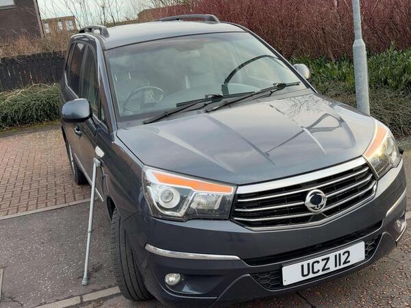 SsangYong Turismo 2.2D EX T-Tronic Euro 6 5dr