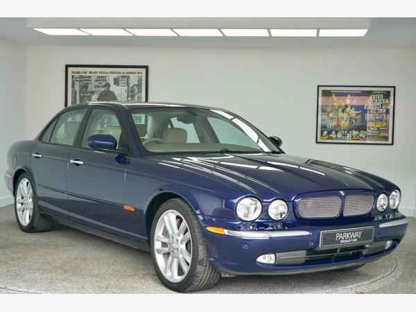 Jaguar XJR 4.2 V8 4dr