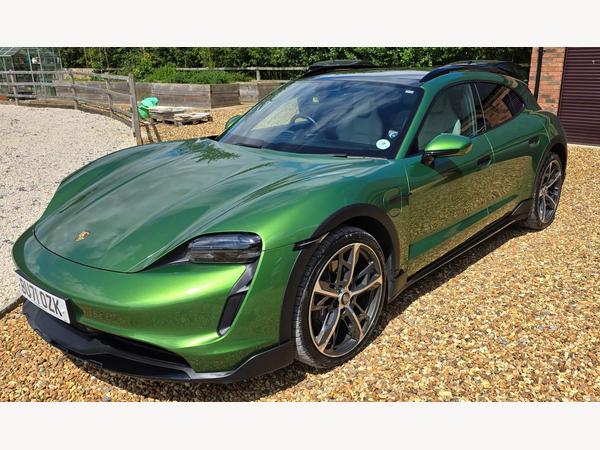 Porsche Taycan Performance Plus 93.4kWh 4 Cross Turismo Auto 4WD 5dr