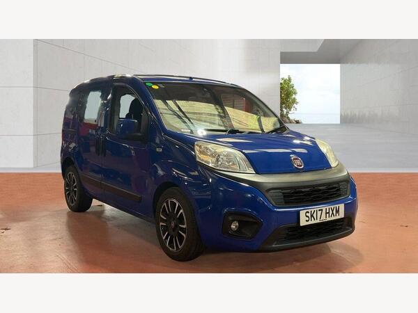 Fiat Qubo 1.3 MultiJet Lounge Euro 6 5dr