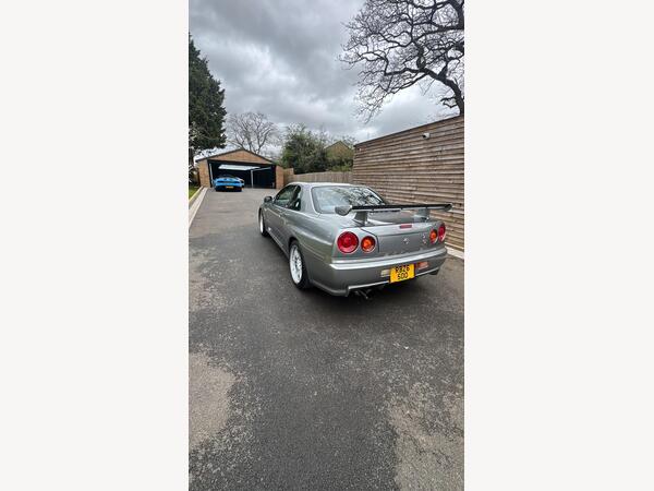 Nissan Skyline 2.6 GT-R Coupe 2dr Petrol Manual (280 bhp)