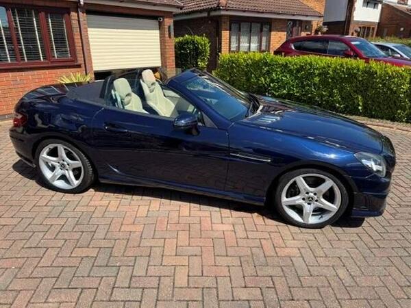 Mercedes-Benz SLK 2.1 SLK250 CDI AMG Sport G-Tronic+ Euro 5 (s/s) 2dr