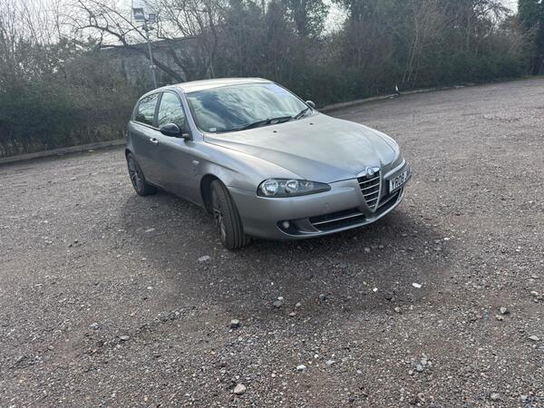 Alfa Romeo 147 1.6 T.Spark Collezione 5dr