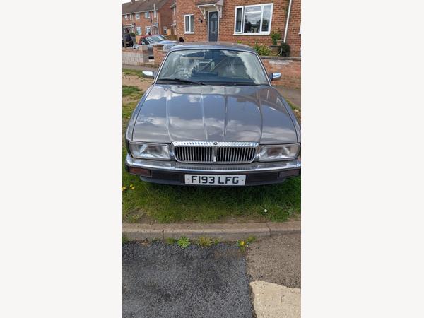 Daimler XJ Series 4dr