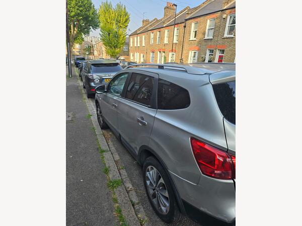 Nissan Qashqai+2 1.6 n-tec 2WD 5dr