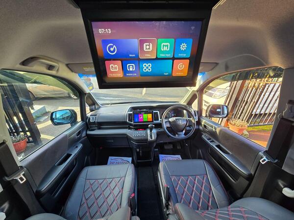 Honda Stepwagon Honda Stepwagon Stepwagon 2.0 SPADA 5dr