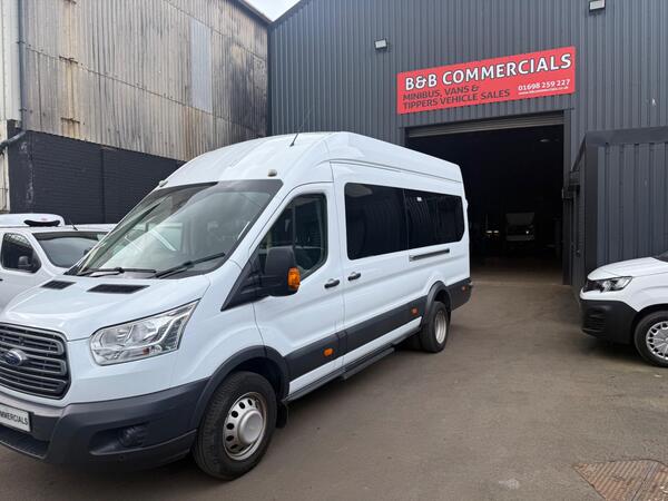 Ford Transit 2.2 TDCi 460 HDT Trend L4 H3 5dr (18 seats)