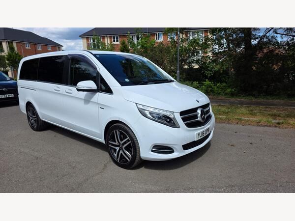 Mercedes-Benz V Class 2.2 V220d Sport MPV 5dr Diesel G-Tronic+ Euro 6 (s/s) 8 Seat LWB (163 ps)
