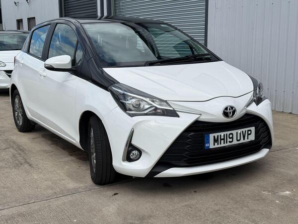 Toyota Yaris 1.5 VVT-i Icon CVT Euro 6 5dr