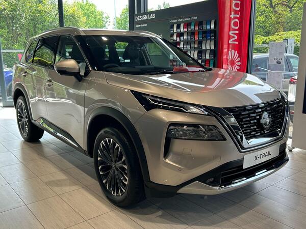 Nissan X-Trail 1.5 DIG-T MHEV Tekna XTRON Euro 6 (s/s) 5dr