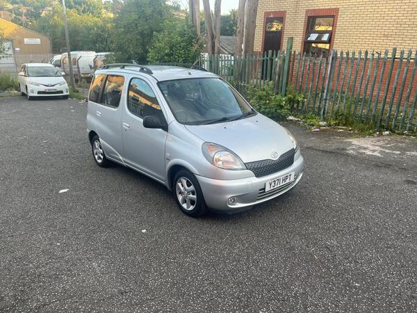 Toyota Yaris Verso 1.3 VVT-i Verso GLS 5dr