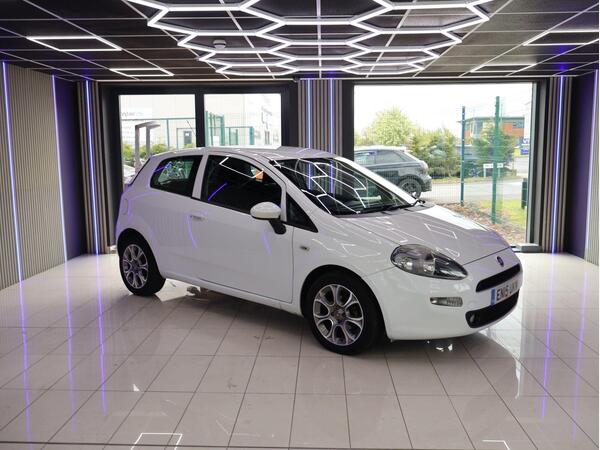 Fiat Punto 1.4 Easy Euro 6 (s/s) 3dr