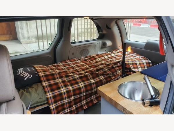 Chrysler Voyager 3.3 LX 5dr