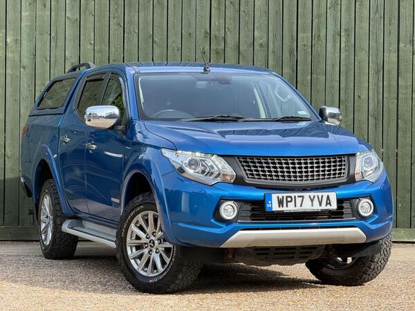 Mitsubishi L200 2.4 DI-D DC Warrior Pickup Double Cab 4dr Diesel Manual 4WD Euro 6 (178 ps)