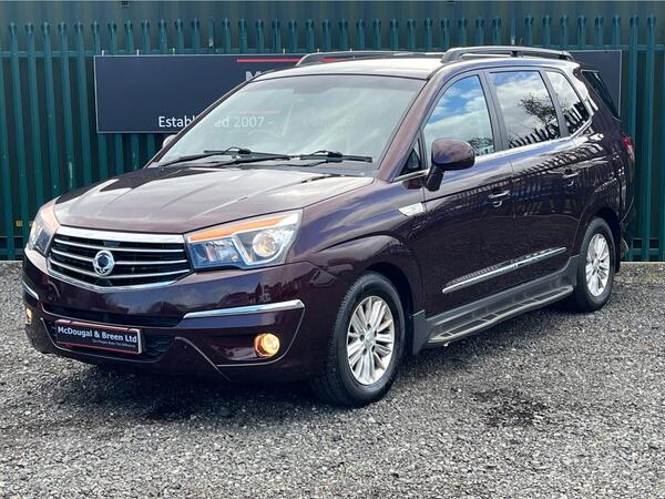 SsangYong Turismo 2.2D EX Euro 6 5dr