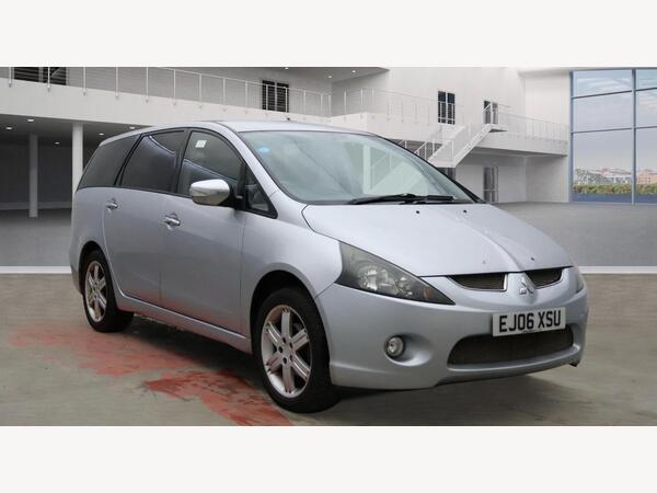 Mitsubishi Grandis 2.4 Warrior 5dr
