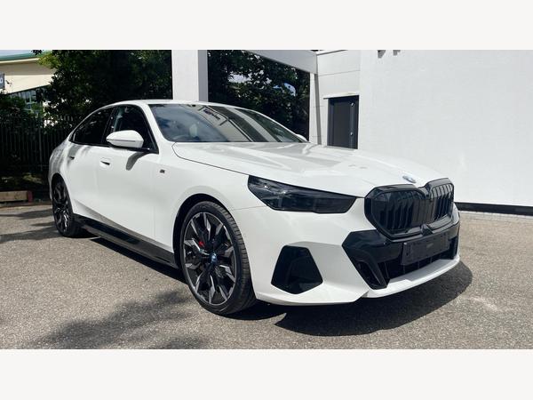 BMW i5 40 83.9kWh M Sport Pro Auto eDrive 4dr (11kW Charger)