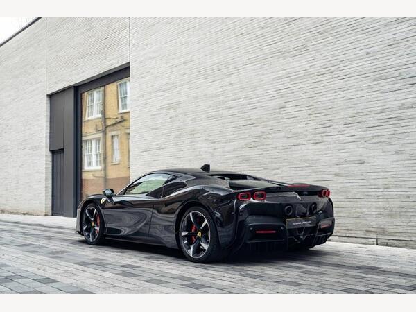 Ferrari SF90 Stradale 4.0T V8 7.9kWh F1 DCT 4WD Euro 6 (s/s) 2dr