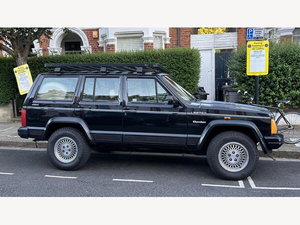 Jeep Cherokee 4.0 Limited 4x4 5dr