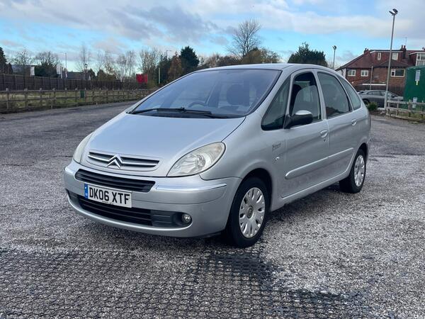 Citroen Xsara Picasso 1.6i 16V Desire 5dr