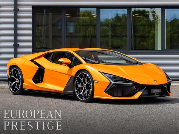 Lamborghini Revuelto 6.5 V12 HPEV 3.8kWh AMT 4WD Euro 6 2dr