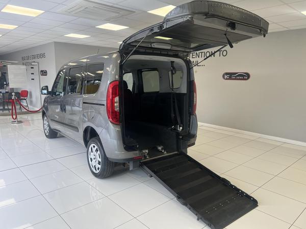 Fiat Doblo 5dr