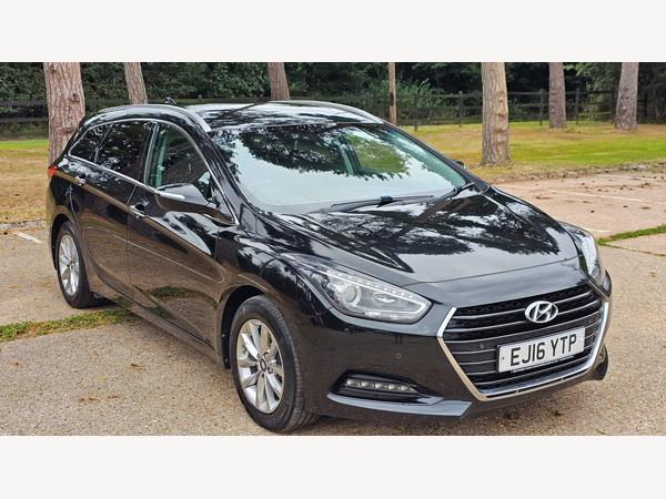 Hyundai i40 1.7 CRDi Blue Drive SE Nav Business Tourer Euro 6 (s/s) 5dr