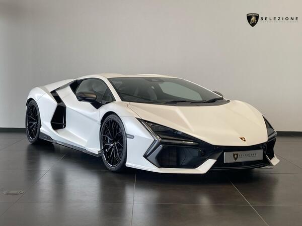 Lamborghini Revuelto 6.5 V12 HPEV 3.8kWh AMT 4WD Euro 6 2dr