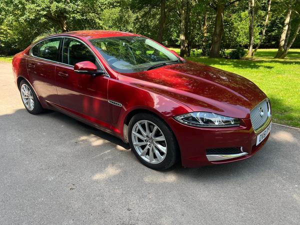 Jaguar XF 2.2d Premium Luxury Auto Euro 5 (s/s) 4dr
