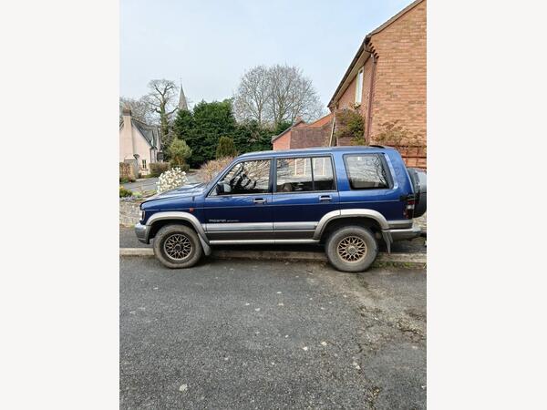 Isuzu Trooper 3.0 TD Citation 4x4 5dr (7 seat)
