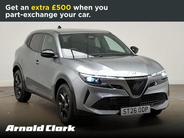 Alfa Romeo Junior 1.2 MHEV Ibrida e-DCT Euro 6 (s/s) 5dr