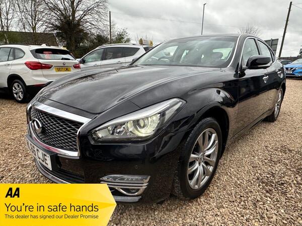 Infiniti Q70 2.2d Premium Auto Euro 6 (s/s) 4dr