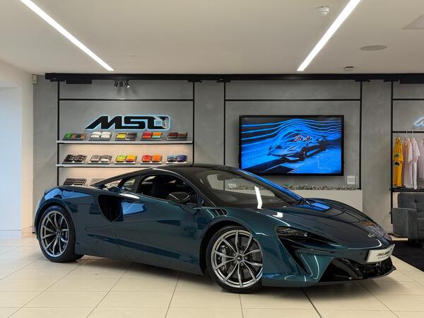 McLaren Artura 3.0T V6 7.4kWh SSG Euro 6 (s/s) 2dr