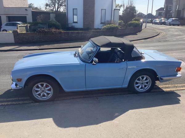 Triumph TR6