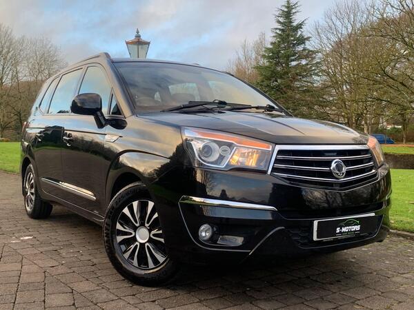 SsangYong Turismo 2.0 e-XDi S Euro 5 5dr