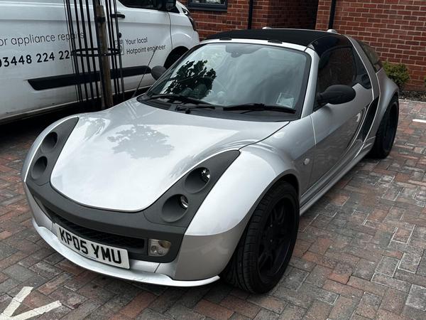 Smart Roadster 0.7 Brabus Convertible Coupe 2dr Petrol Automatic (126 g/km, 101 bhp)