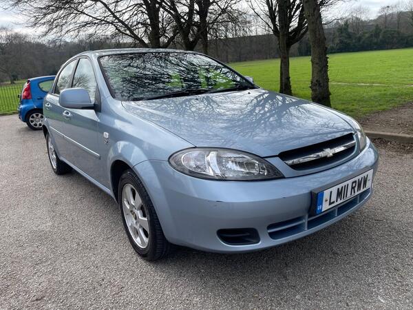 Chevrolet Lacetti 1.6 SX 5dr