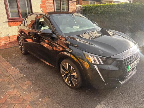 Peugeot E-208 50kWh GT Premium Auto 5dr