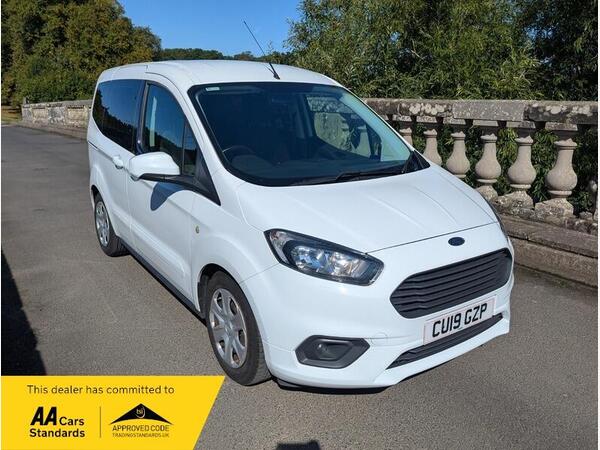 Ford Tourneo Courier 1.5 TDCi Zetec Euro 6 5dr