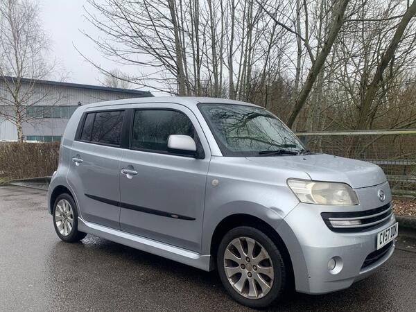 Daihatsu Materia 1.5 5dr