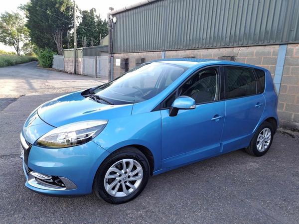 Renault Scenic 1.5 dCi Dynamique TomTom Euro 5 (s/s) 5dr