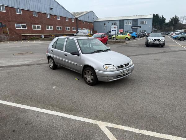 Citroen Saxo 1.1i Desire 5dr