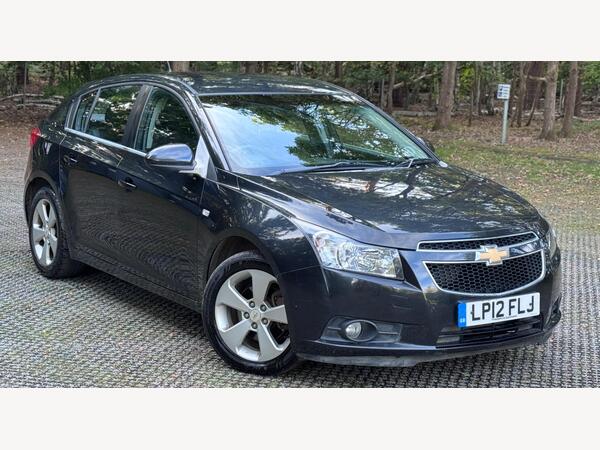 Chevrolet Cruze 2.0 VCDi LTZ Auto Euro 5 5dr