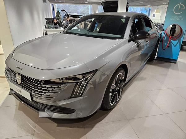 Peugeot 508 1.6 12.4kWh GT Fastback e-EAT Euro 6 (s/s) 5dr